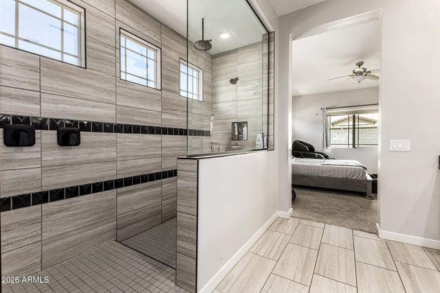 10836 W LUKE Avenue, Phoenix, AZ 85037