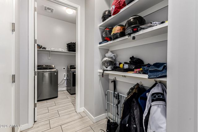 10836 W LUKE Avenue, Phoenix, AZ 85037