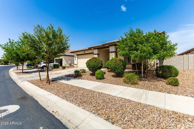 10836 W LUKE Avenue, Phoenix, AZ 85037