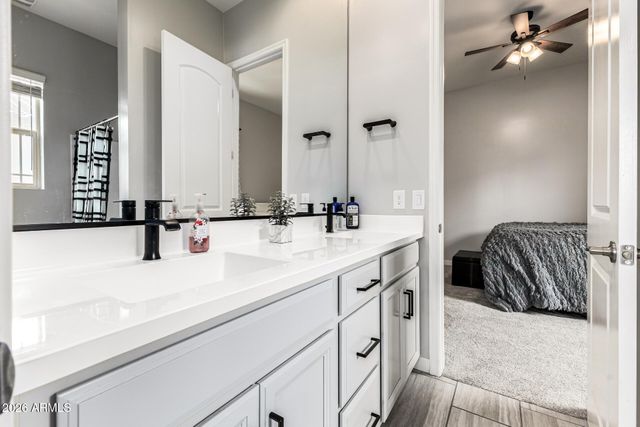 10836 W LUKE Avenue, Phoenix, AZ 85037