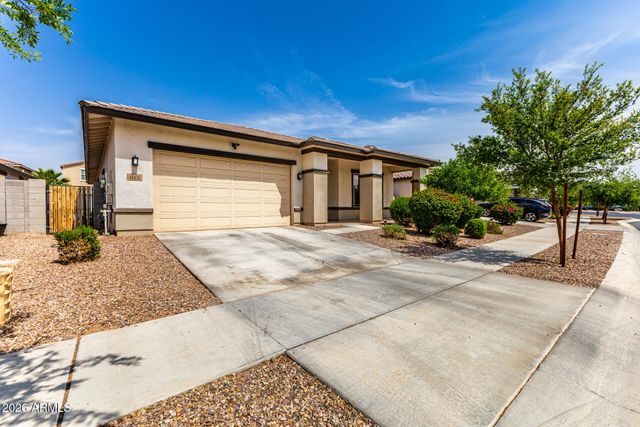 10836 W LUKE Avenue, Phoenix, AZ 85037