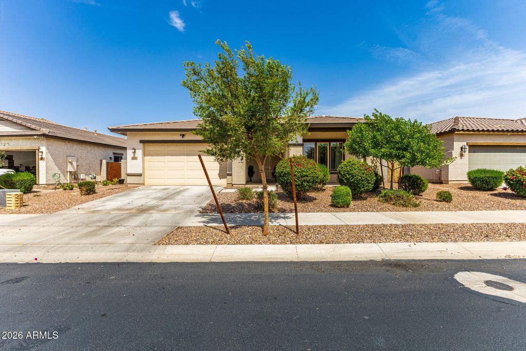 10836 W LUKE Avenue, Phoenix, AZ 85037