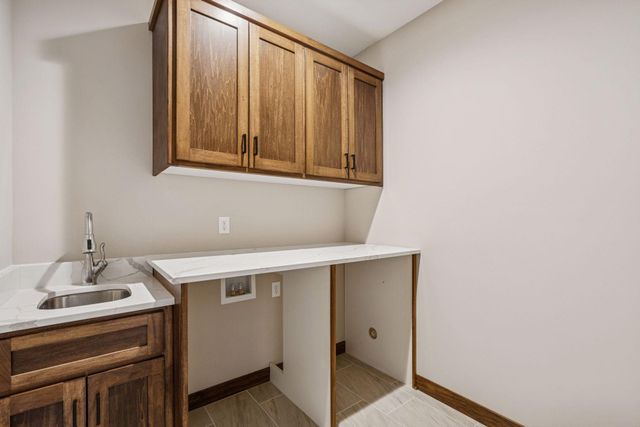 719 Margaret Lane NE, Isanti, MN 55040