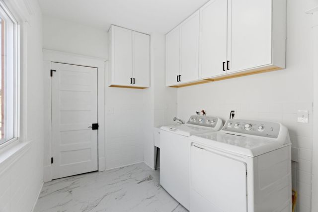 3820 30th Avenue S, Minneapolis, MN 55406