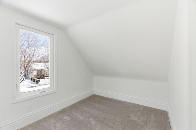 3820 30th Avenue S, Minneapolis, MN 55406