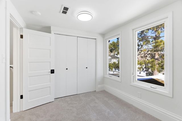 3820 30th Avenue S, Minneapolis, MN 55406