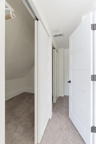 3820 30th Avenue S, Minneapolis, MN 55406