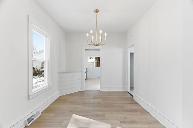 3820 30th Avenue S, Minneapolis, MN 55406