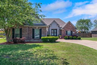 496 Brompton Lane, Bossier City, LA 71111