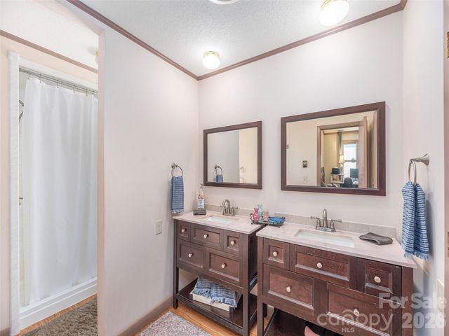 444 Martin Branch Road, Leicester, NC 28748