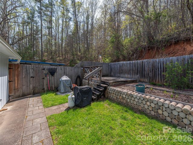 444 Martin Branch Road, Leicester, NC 28748