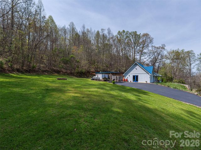 444 Martin Branch Road, Leicester, NC 28748