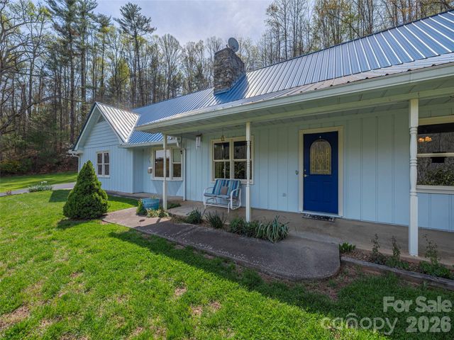 444 Martin Branch Road, Leicester, NC 28748