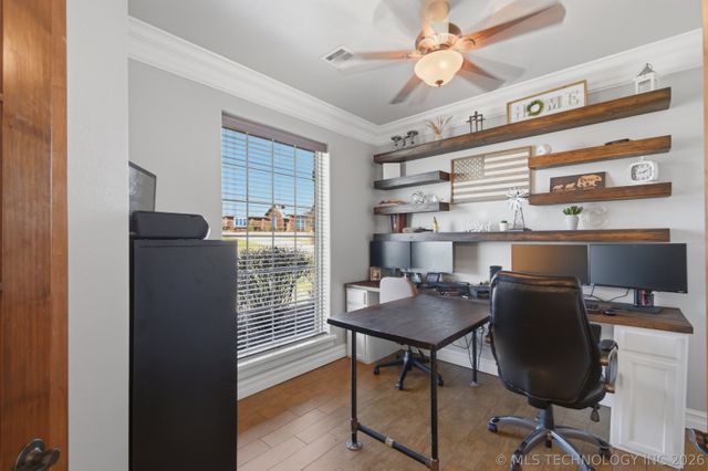 1459 Manor Court, Fort Gibson, OK 74434