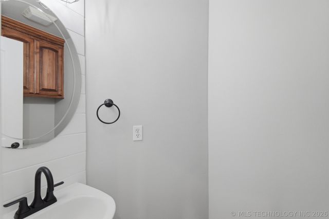 1459 Manor Court, Fort Gibson, OK 74434