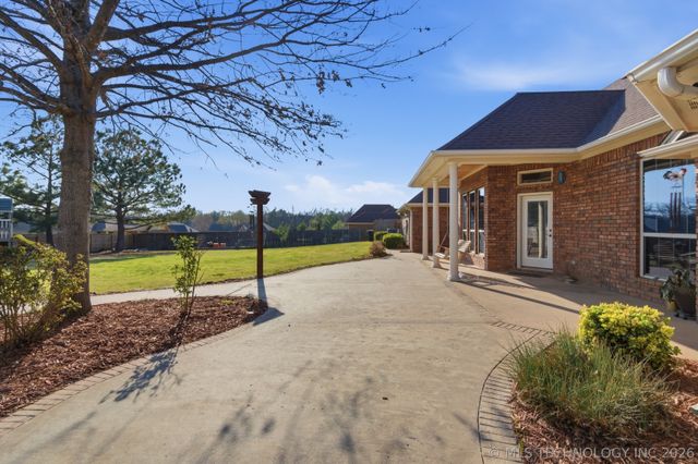 1459 Manor Court, Fort Gibson, OK 74434