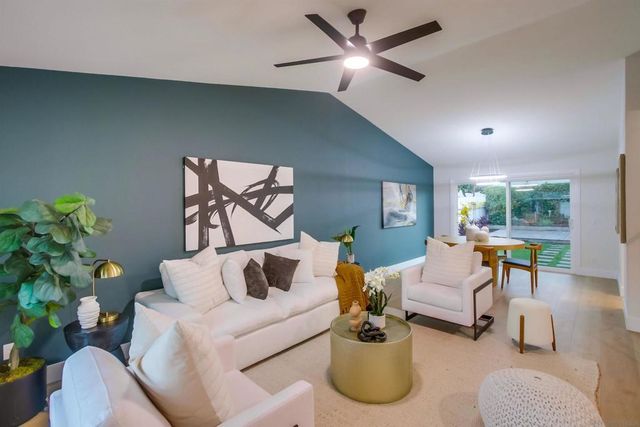 13856 Paseo Cardiel, San Diego, CA 92129