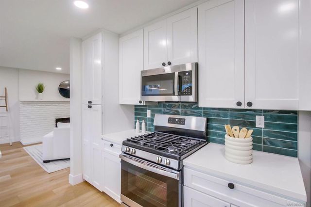 13856 Paseo Cardiel, San Diego, CA 92129