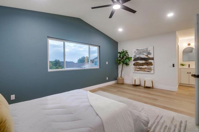 13856 Paseo Cardiel, San Diego, CA 92129