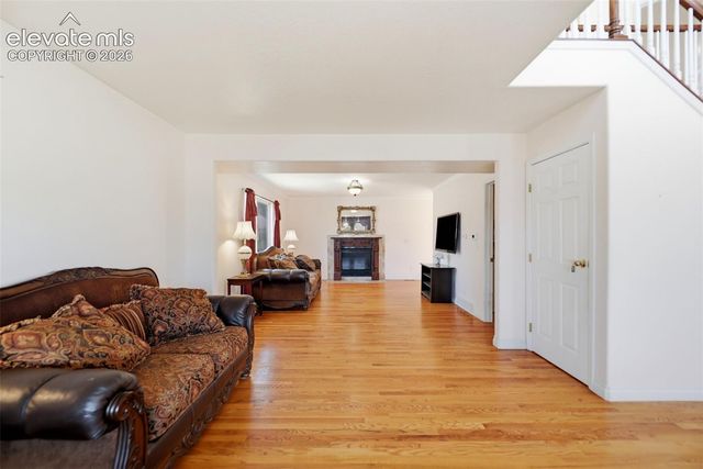 959 Pond Side Drive, Colorado Springs, CO 80911