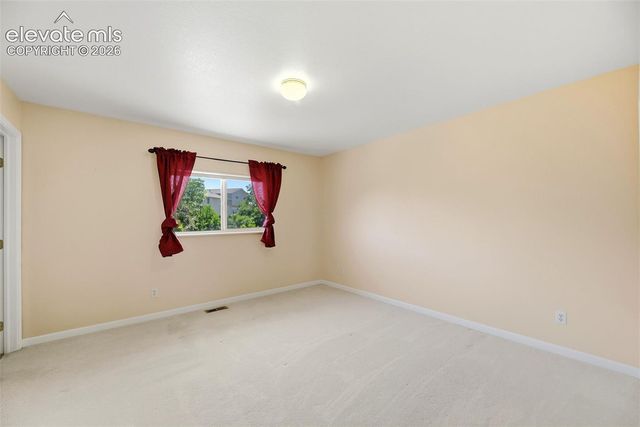 959 Pond Side Drive, Colorado Springs, CO 80911