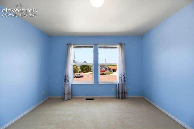 959 Pond Side Drive, Colorado Springs, CO 80911