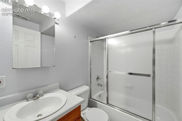 959 Pond Side Drive, Colorado Springs, CO 80911