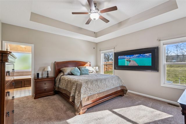 5075 Andrews Place, Pleasant Hill, IA 50327