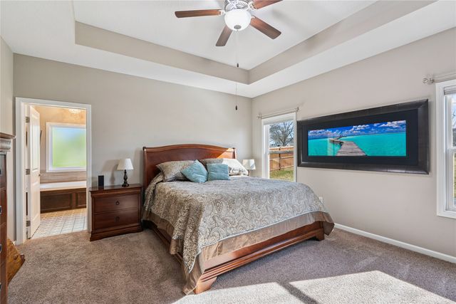 5075 Andrews Place, Pleasant Hill, IA 50327