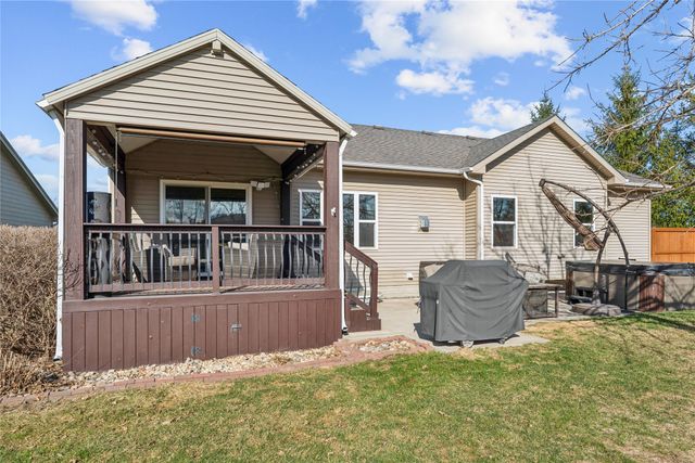 5075 Andrews Place, Pleasant Hill, IA 50327