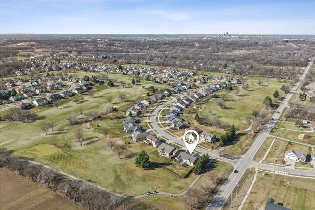 5075 Andrews Place, Pleasant Hill, IA 50327