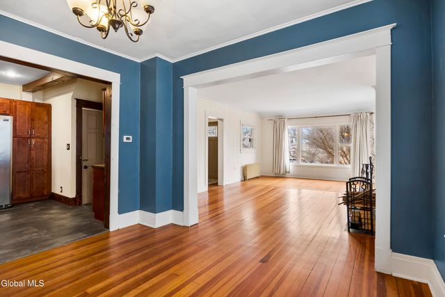 11 Cornelius Avenue, Niskayuna, NY 12309