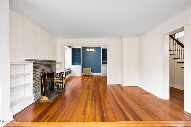 11 Cornelius Avenue, Niskayuna, NY 12309