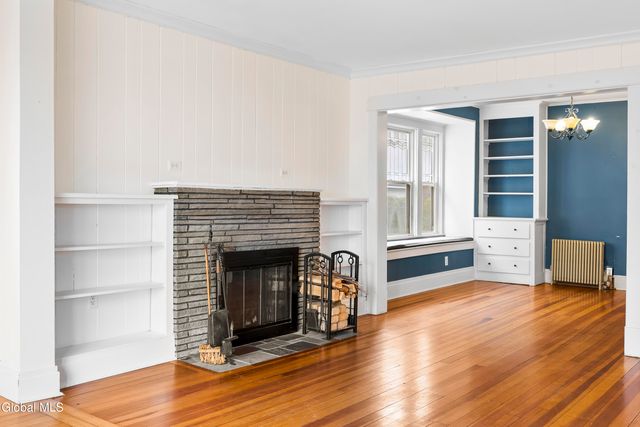 11 Cornelius Avenue, Niskayuna, NY 12309