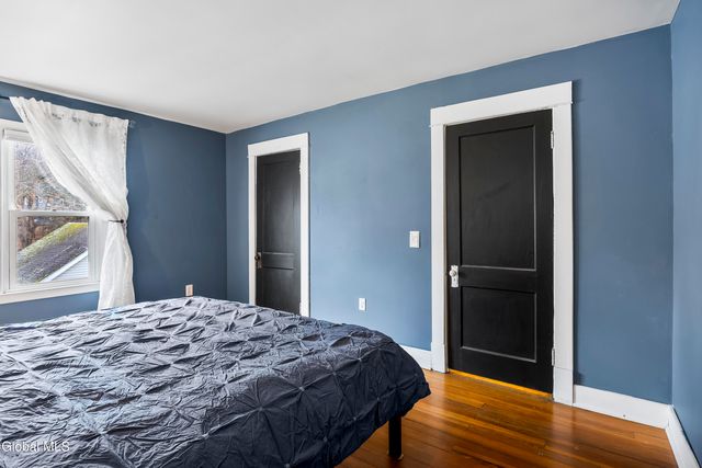 11 Cornelius Avenue, Niskayuna, NY 12309