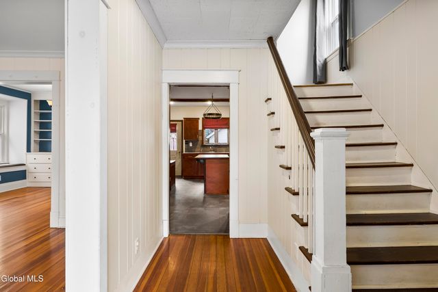 11 Cornelius Avenue, Niskayuna, NY 12309