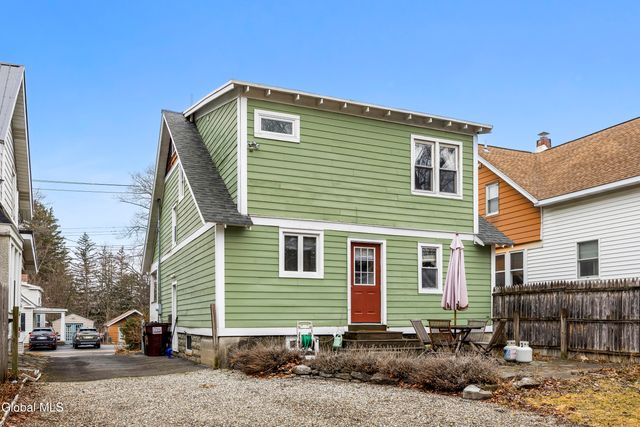 11 Cornelius Avenue, Niskayuna, NY 12309