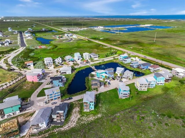 162 La Concha Blvd 14, Port Aransas, TX 78373