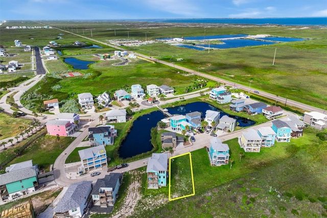 162 La Concha Blvd 14, Port Aransas, TX 78373