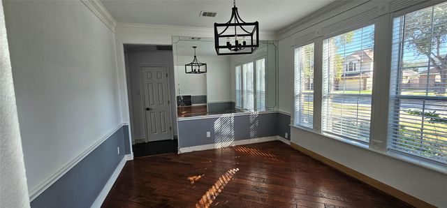 10201 Forest Spring Lane, Pearland, TX 77584