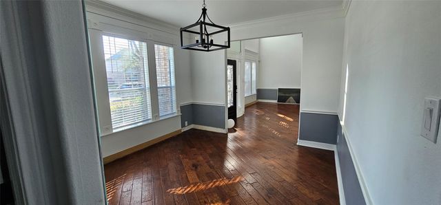 10201 Forest Spring Lane, Pearland, TX 77584