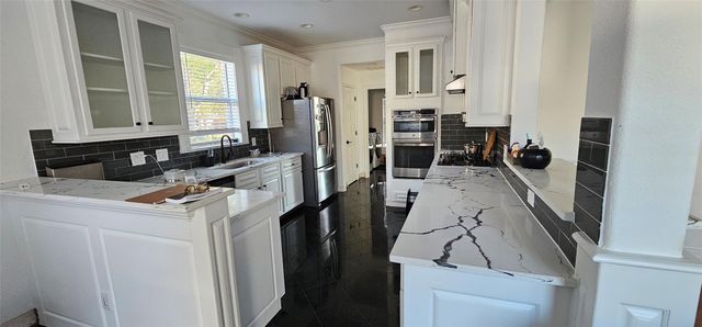 10201 Forest Spring Lane, Pearland, TX 77584