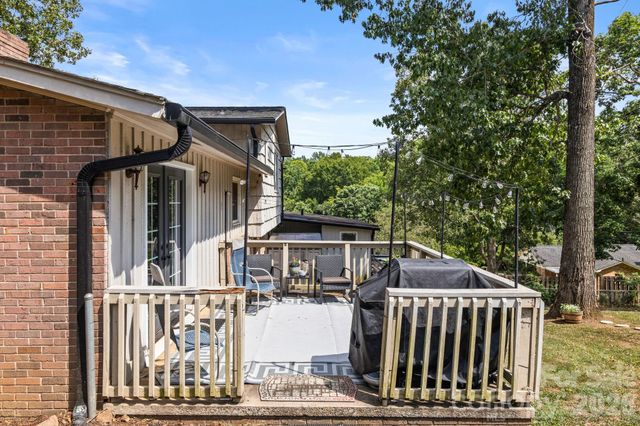 912 Parkwood Road, Shelby, NC 28150