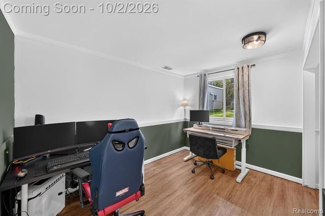 917 N East Street, Fenton, MI 48430