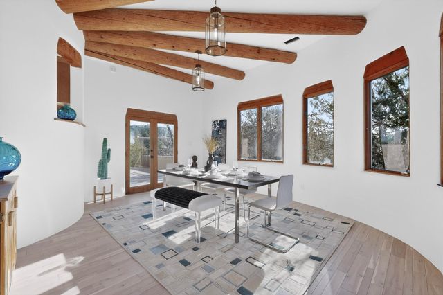 600 Vista De La Ciudad, Santa Fe, NM 87501