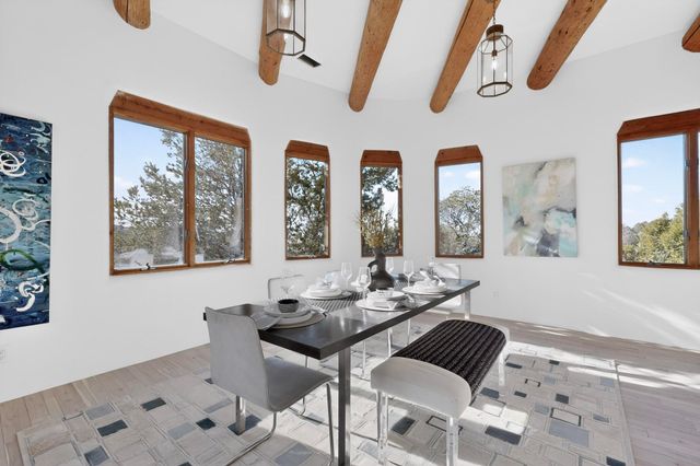 600 Vista De La Ciudad, Santa Fe, NM 87501