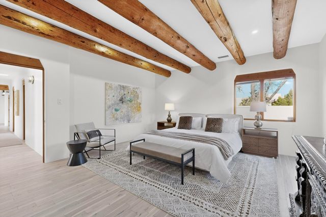 600 Vista De La Ciudad, Santa Fe, NM 87501