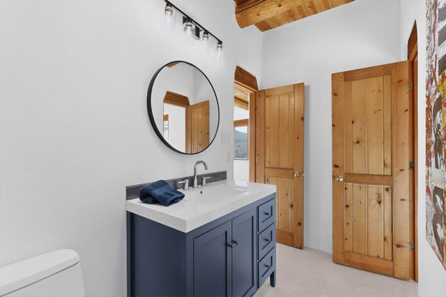 600 Vista De La Ciudad, Santa Fe, NM 87501