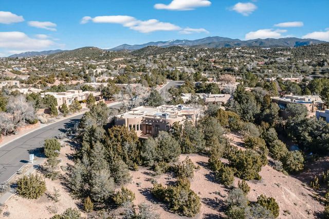 600 Vista De La Ciudad, Santa Fe, NM 87501
