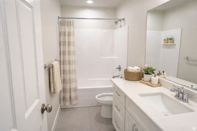 9579 N BLUEBELL DR, Eagle Mountain, UT 84005